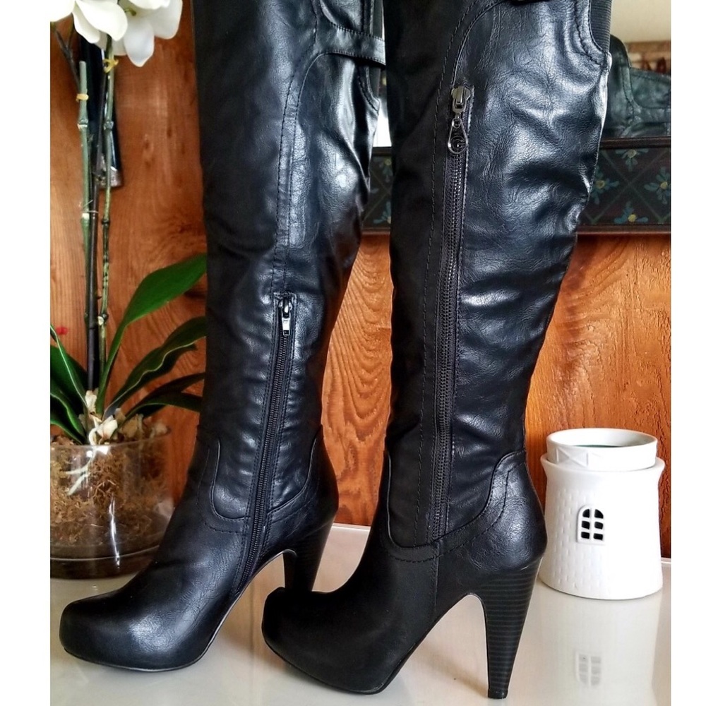 G By GUESS Over The Knee Platform Boots